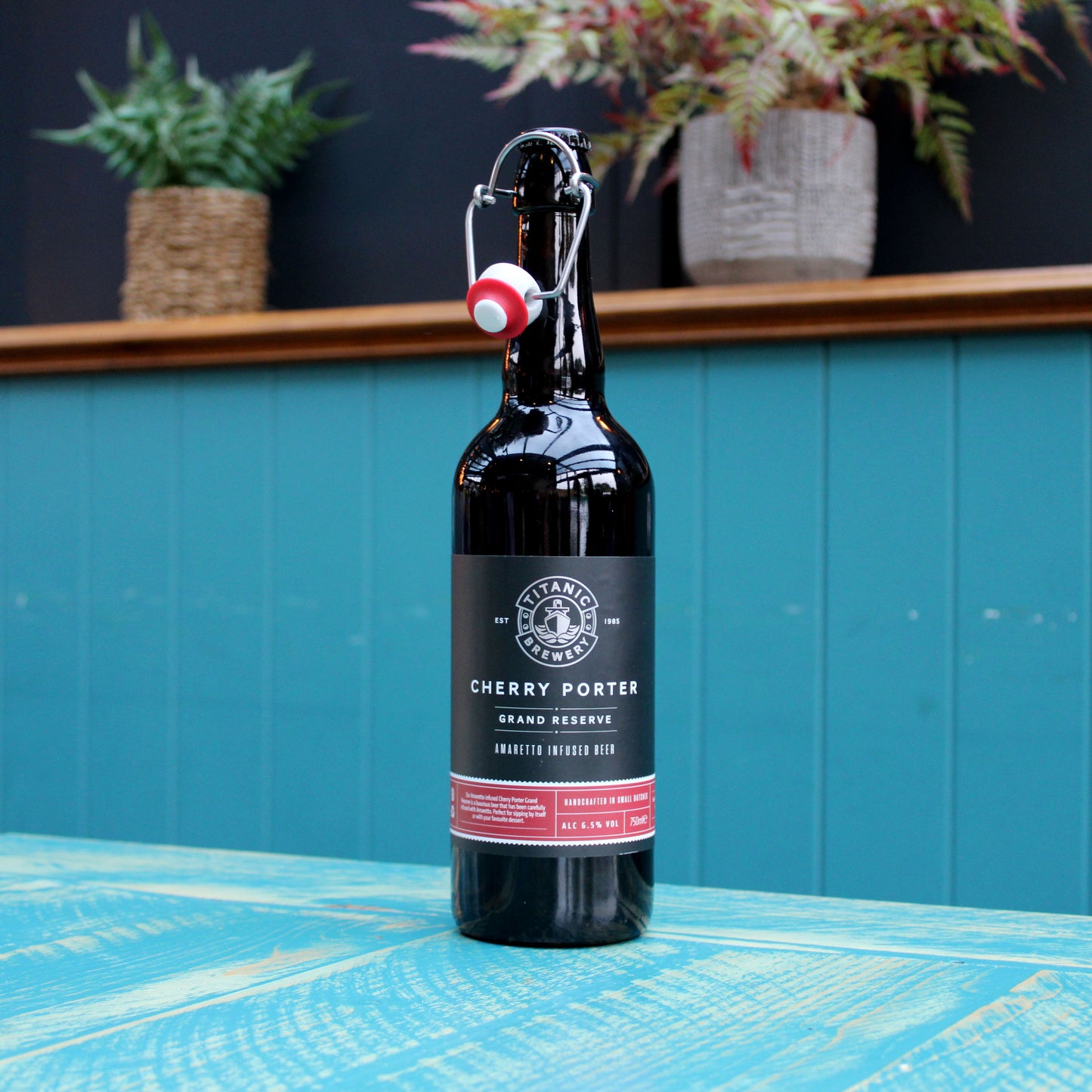 Titanic - Cherry Porter Grand Reserve 75cl (8 Pack)